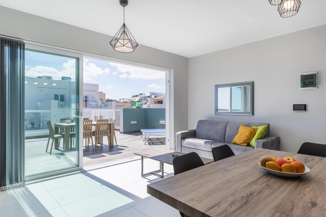Unique Penthouse With Private Heated Jacuzzi, Close To Restaurants And Night Life Is-Swieqi 外观 照片